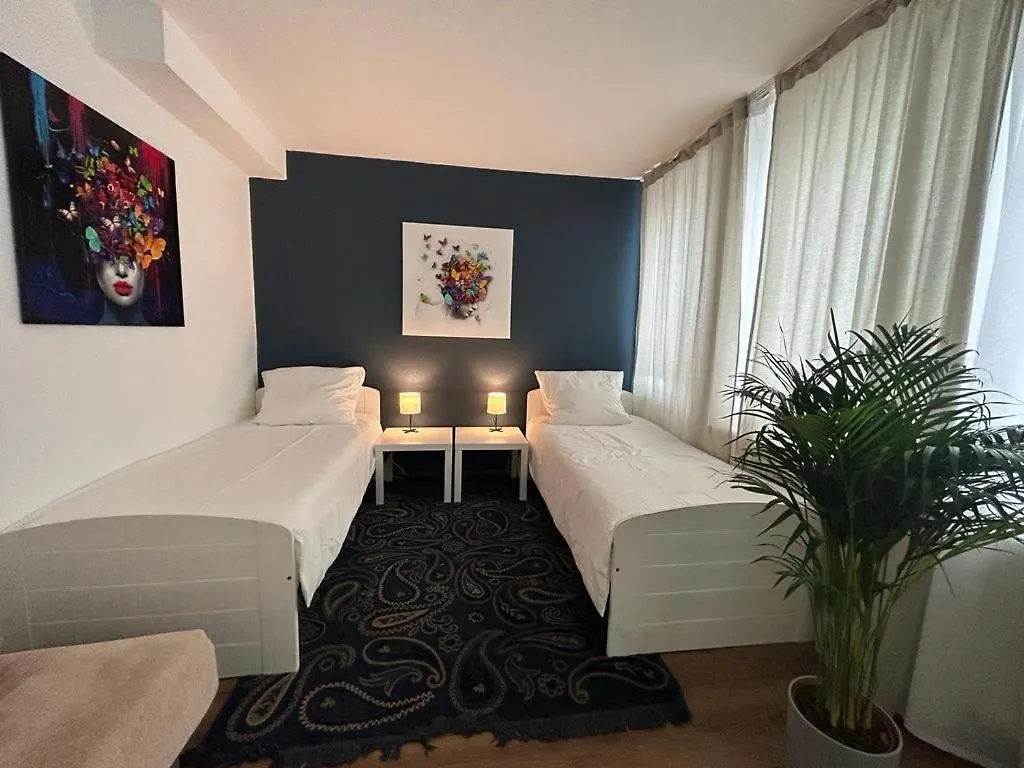Skylineapartment Frankfurt am Main 0*,  Germany